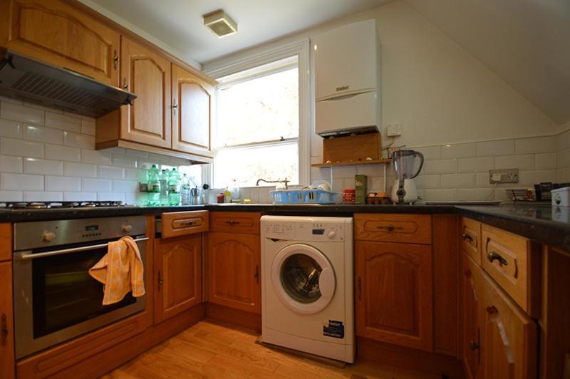 2 Bedroom Top Floor Flat, West Dulwich Free Street Parking ロンドン エクステリア 写真